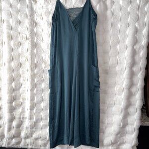 Avec Les Filles Spaghetti Strap Wide Leg Jumpsuit Pockets Small Hunter Green NWT